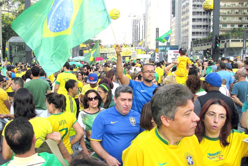 巴西民眾示威p1052-a4-02