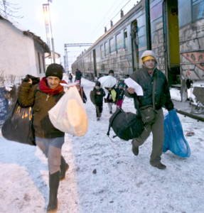 逃難至歐洲的難民不畏風雪p1093-a1-08