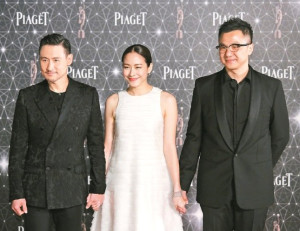 「暗色天堂」男主角張學友(左)與女主角林嘉欣（中）出席香港電影金像獎p1103-a8-08