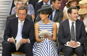 英國首相卡麥隆與妻子及財長歐思邦出席感恩禮拜p1113-a1-04