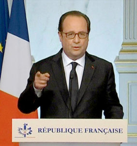 法國總統歐蘭德發表聲明將把緊急狀態再延長三個月p1118-a1-08