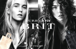 布魯克林貝克漢今年年初為 BURBERRY 操刀的BRIT 系列香水廣告，請來眾多年輕嫩模上陣，在布魯克林的鏡頭下展現了清新的英倫時尚氛圍。p1119-a5-05