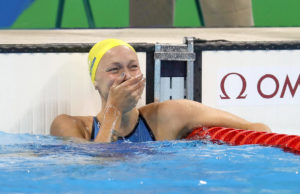 瑞典泳將斯約斯特洛姆勇奪女子100公尺蝶式金牌p1121-a1-15
