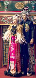鍾麗緹與張倫碩「京劇版」婚紗照p1126-a8-07