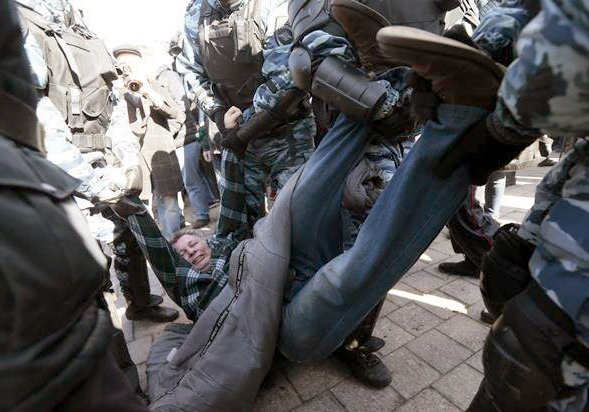 鎮暴警察以「非法集會」為由發動清場p1154-a1-05