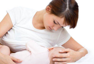  母乳餵養 醫師指出，母乳餵養能讓孩子未來長得更漂亮。 p1163-a5-06Web Only