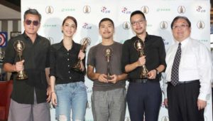 第52屆電視金鐘獎電視電影導演與編劇獎《告別》，李銘順、陳庭妮與導演許立達等合影。