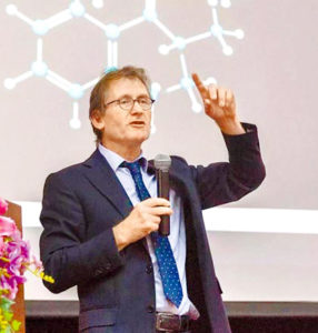2016年諾貝爾 化學獎得主 伯納德‧法林加
