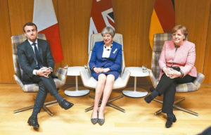 英相梅伊成功說服法國總統馬克宏和德國總理梅克爾，發起國際驅逐俄國外交官行動