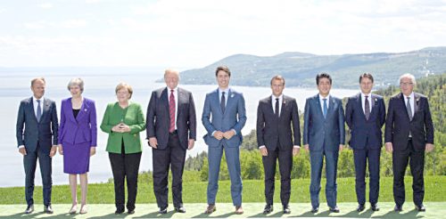 在加國魁省舉行的G7峰會與會各國領袖合影