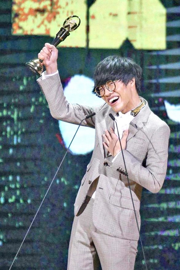 盧廣仲《魚仔》 獲最佳作曲人獎及年度歌曲獎