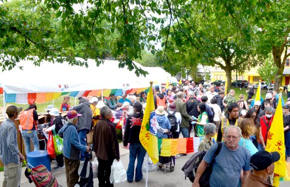 逾千名民眾參與溫哥華華光功德會華光日活動
