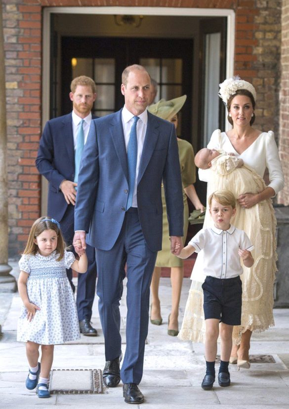 威廉王子與凱特王妃全家合體
